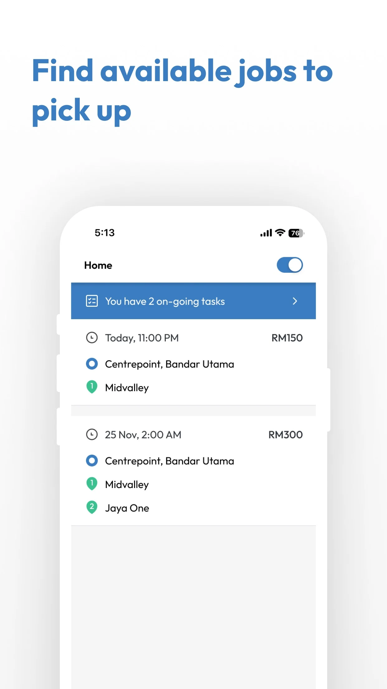 DDDrive 司机端应用——首页，含接单状态开关、进行中任务的提示条，以及按时间、车费与途经点列出的待接订单。